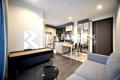 Condos for sale : The Line Asoke-Ratchada near MRT Rama 9 Station Room available, ready to move in