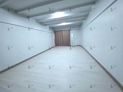 Condos for sale : For sale: Charansanitwong Condominium, newly renovated with a closed kitchen. Near MRT Bang Yi Khan (only 220 meters away). | No. 93384