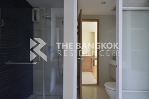 Hurry to book!! Popular rare units RHYTHM Ratchada-Huaikhwang near MRT Huai Khwang Station