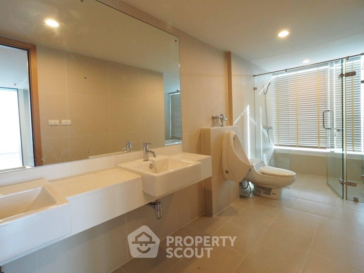 picture 4-BR High-Floor 295 Sqm Condo For Rent, Circle Condominium Near MRT Phetchaburi (ID 2874514) - 15/30