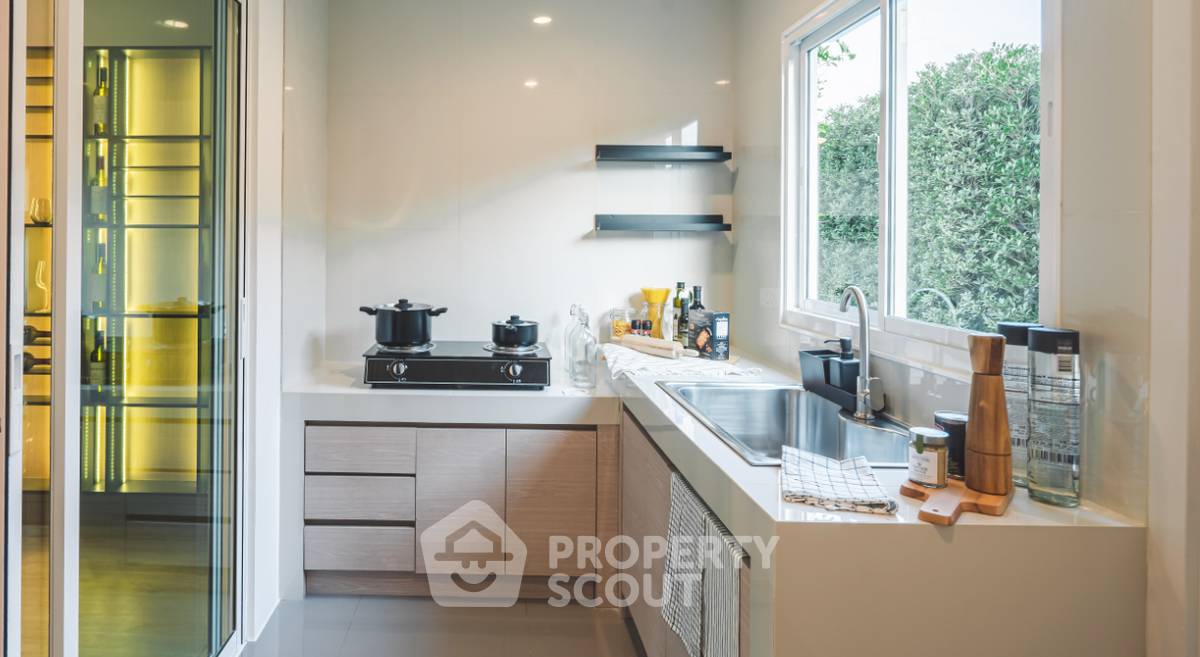 picture 4-BR House at Nirvana ABSOLUTE Bangna close to Pattaya (ID 2948578) - 8/8