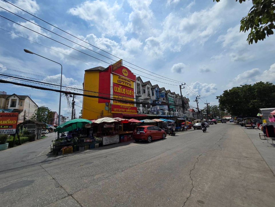 รูป ทำเลค้าขายได้ตลอดปี! ขายที่ดิน 2 ไร่ 39 ตร.วา เหมาะสร้างอพาร์ทเม้นท์พร้อมแบ่งล็อคร้านค้า คลอง 11 ถนนรังสิต-นครนายก ติดวัดสระบัว ปทุมธานี - รูปที่ 12/12