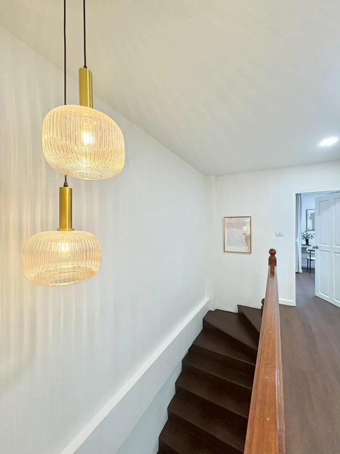 รูป 🏡✨ ให้เช่า Townhouse 3 ชั้น — รัชดานิเวศน์ แยก 4 บ้านสวย ฟีลอบอุ่น ทำเลใจกลางเมือง เข้า–ออกได้หลายเส้นทาง - รูปที่ 12/15