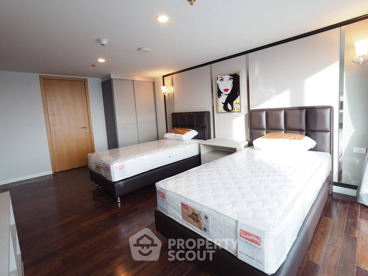 picture 4-BR High-Floor 295 Sqm Condo For Rent, Circle Condominium Near MRT Phetchaburi (ID 2874514) - 25/30