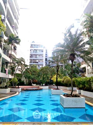 Condos for sale : 2-BR 76 Sqm Condo For Sale At Waterford Park Rama 4, BTS Phra Khanong (ID 2850536)