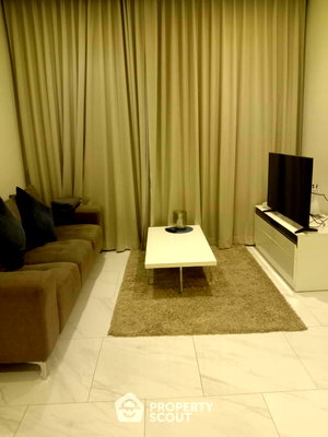 ขายคอนโด : คอนโด 2-ห้องนอน ที่ ไฮด์ สุขุมวิท11 ใกล้ BTS นานา (ID 2934367)