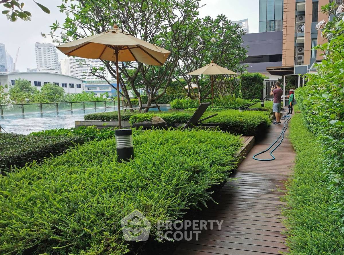 รูป คอนโด 2-ห้องนอน ที่ วิลล่า อโศก ใกล้ MRT เพชรบุรี (ID 2736342) - รูปที่ 2/5