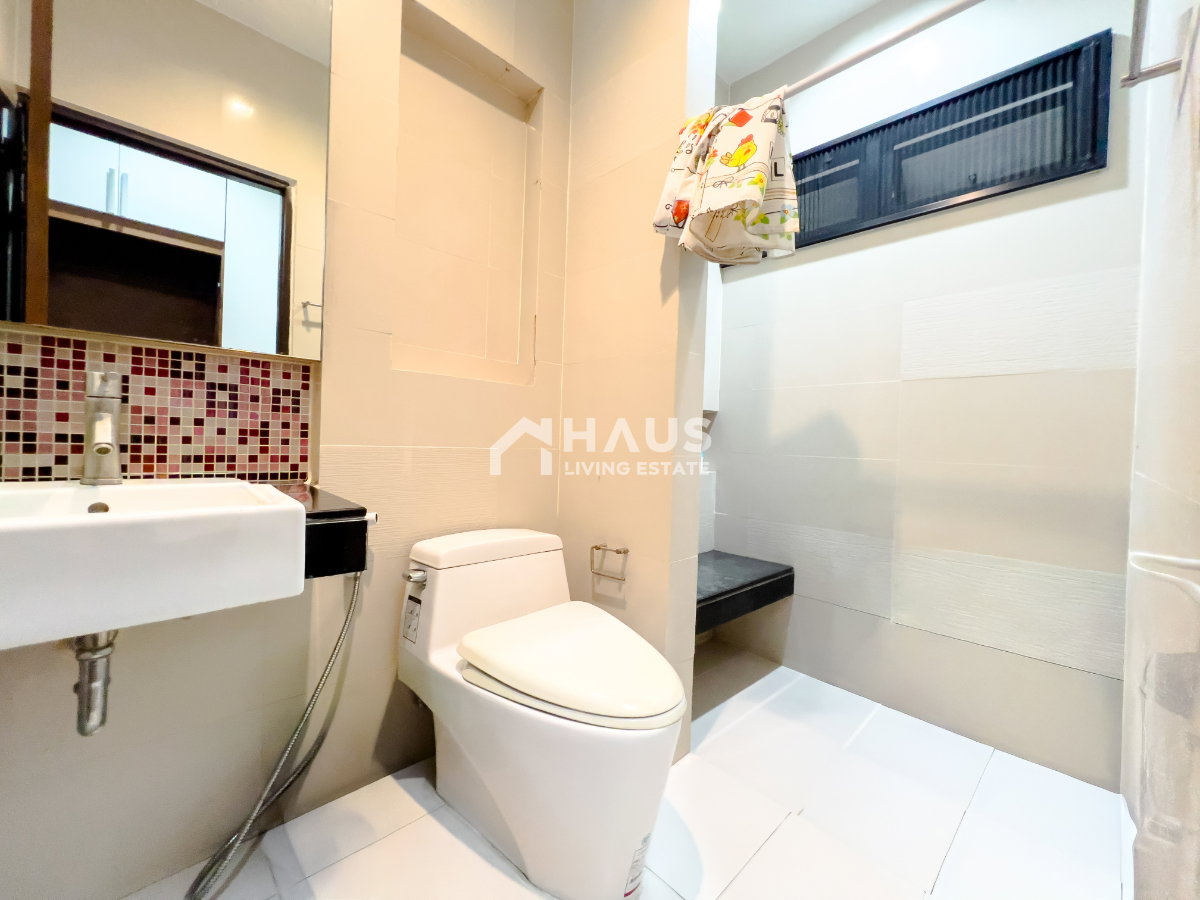 picture Beverly Hills Chaengwattana / 5 Bedrooms #HCWT055 - 5/54
