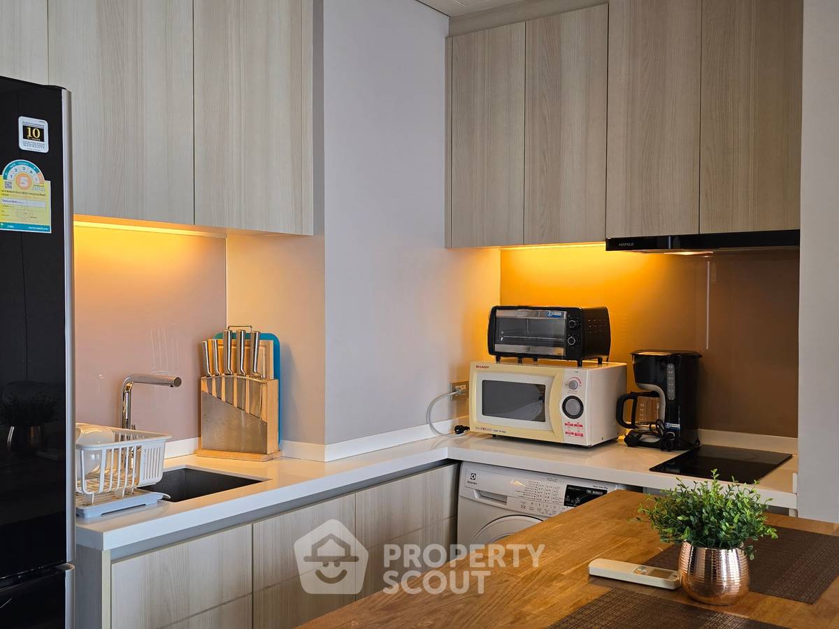 picture 1-BR Condo at The Lumpini 24 near BTS Phrom Phong (ID 2750073) - 12/14