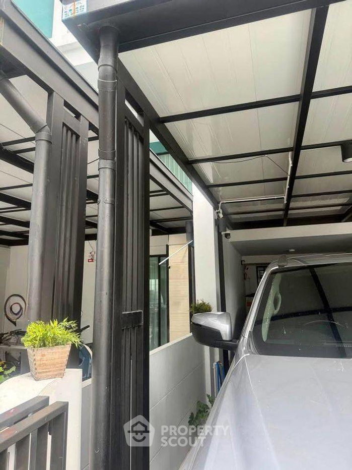 picture 3-BR Townhouse at Maison 168 Latphrao 101 in Khlong Chan (ID 2949427) - 2/16