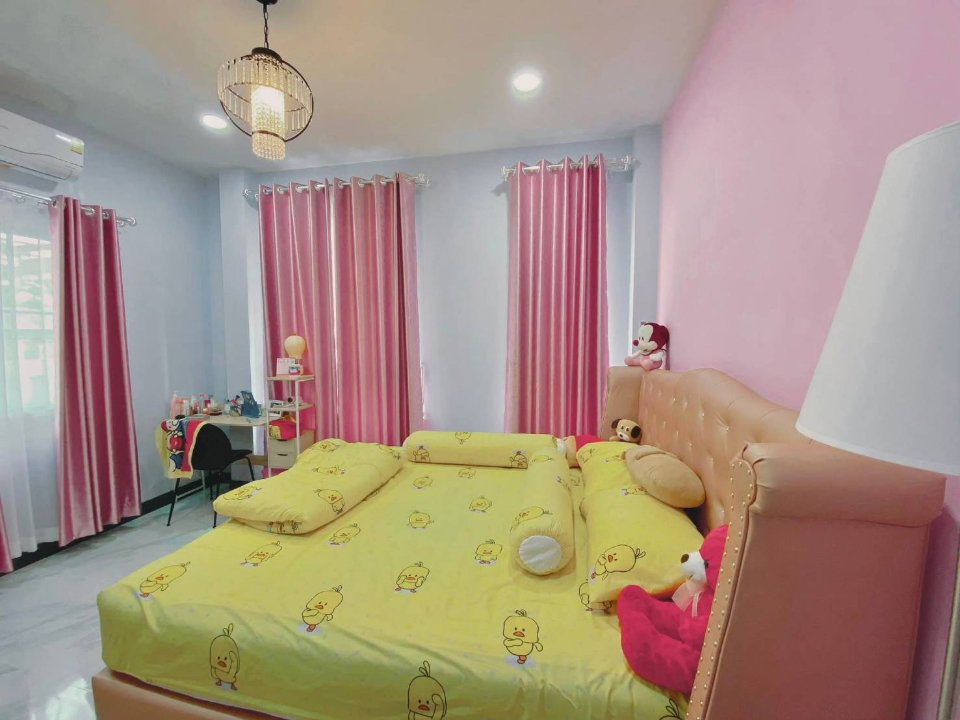 รูป ขายบ้านสวยสันกำแพง แต่งครบ พร้อมเข้าอยู่ ฟรีเฟอร์ทั้งหลัง ราคาต่ำกว่าประเมิน เดินทางเข้าเมืองสะดวก -SW003660  - รูปที่ 8/13