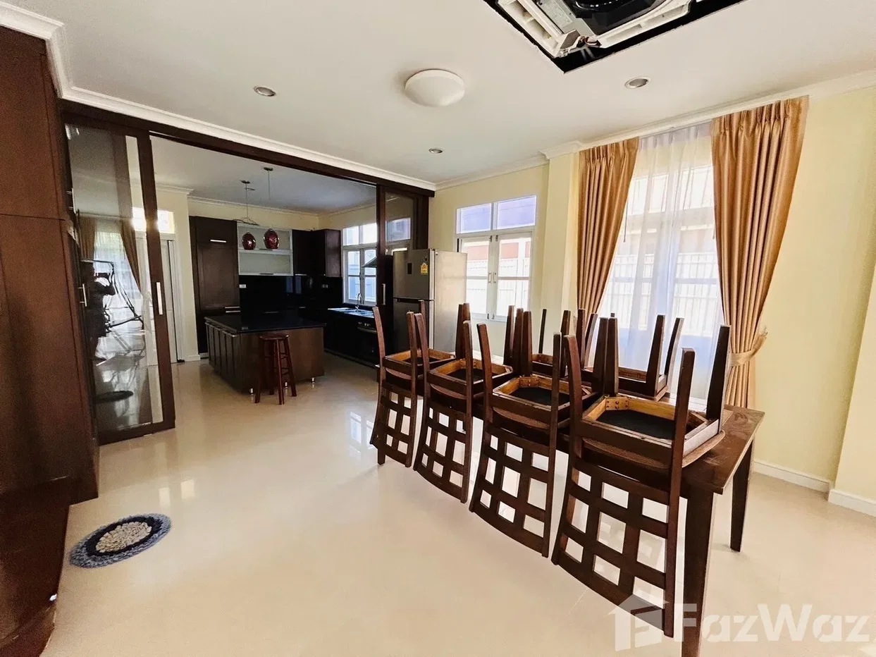 picture Golden Nakara For Rent 1722360 - 6/14
