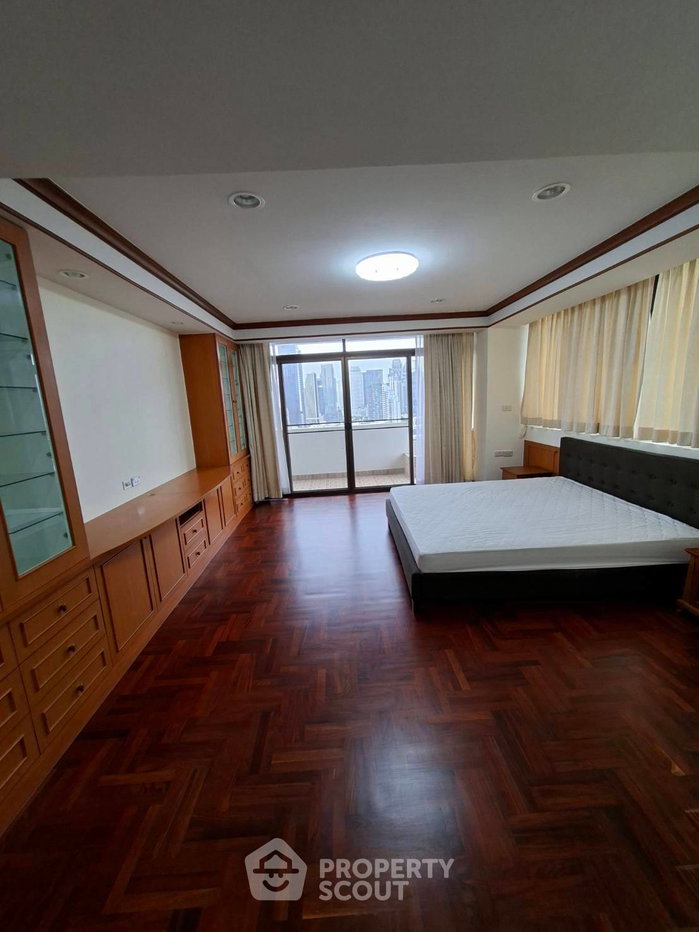 picture 3-BR Condo at Ruamsuk Condominium near BTS Thong Lor (ID 2940313) - 5/11
