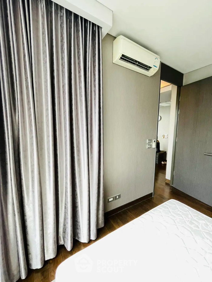 picture 1-BR Condo at The Lumpini 24 near BTS Phrom Phong (ID 2873545) - 12/15