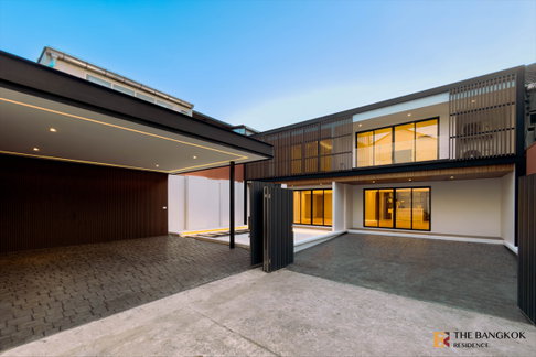 🏡 House for Sale Minimal Modern Luxury Home on 62 Sq.W. with Parking for 5 Cars near BTS Onnut ✨