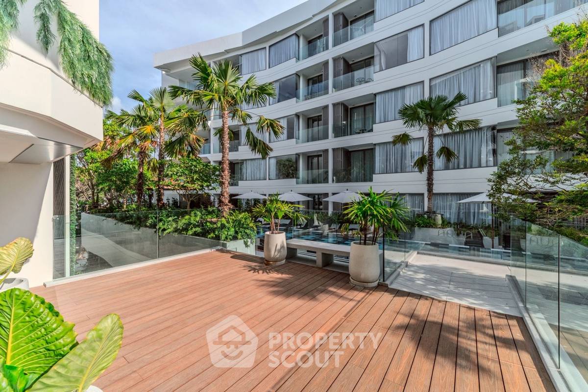 picture 1-BR Condo at The Aqua close to Laguna (ID 2948561) - 9/21