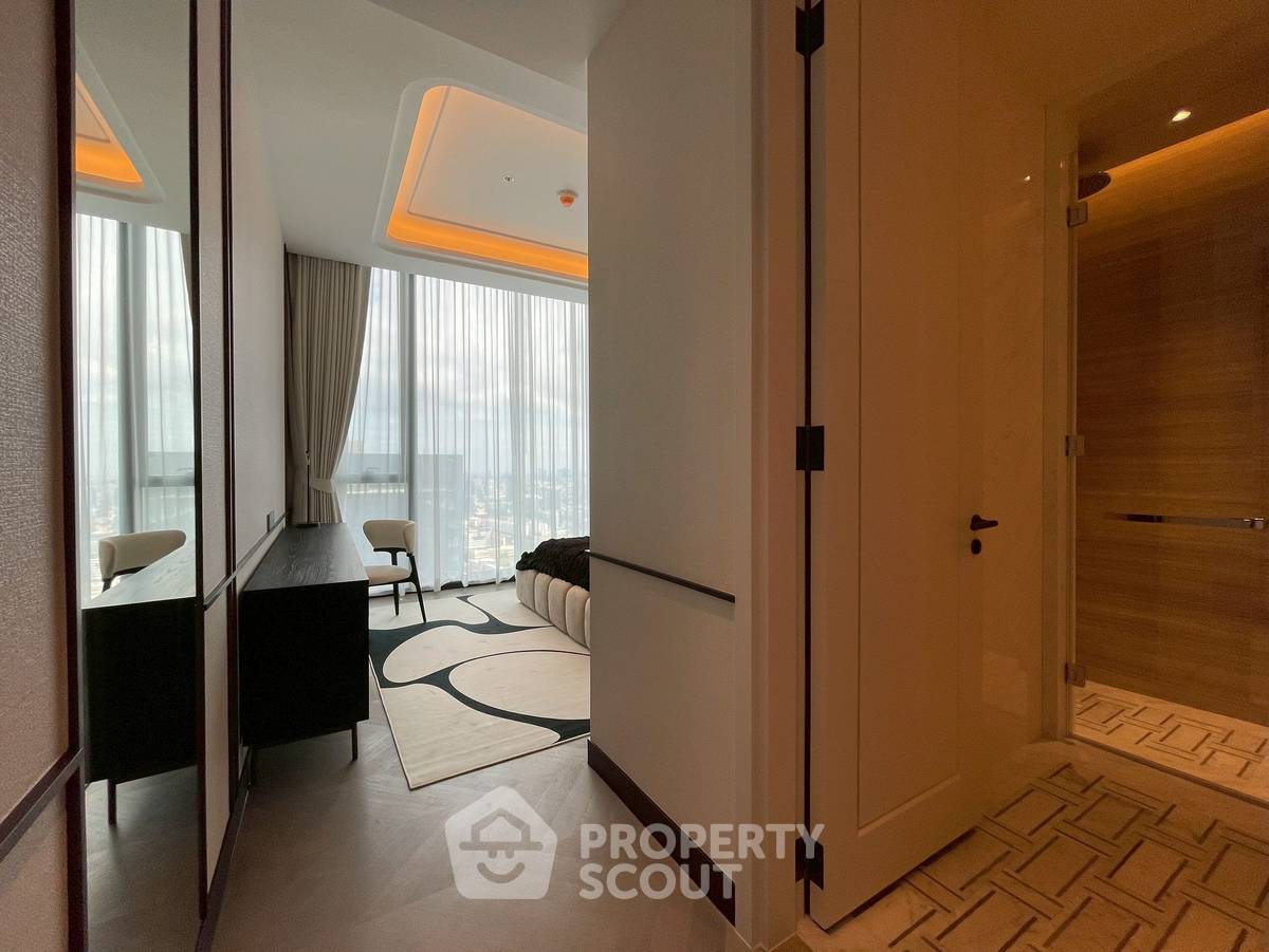 picture 3-BR Condo at One 89 Wireless near MRT Lumphini (ID 2921586) - 4/10
