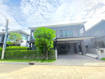 Houses for sale Bang Plee Samut Prakarn : Single house for sale, Centro Bangna-Kingkaew, Close to Kingkaew Market, Makro, Market Village, Mega Bangna, and Central Village. | No