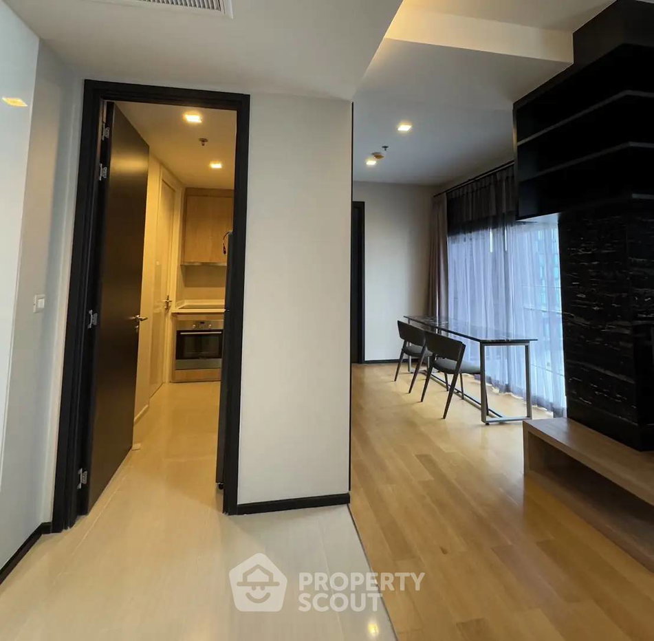 picture 3-BR Condo at Circle Living Prototype New Petchburi near MRT Phetchaburi (ID 2866768) - 3/11