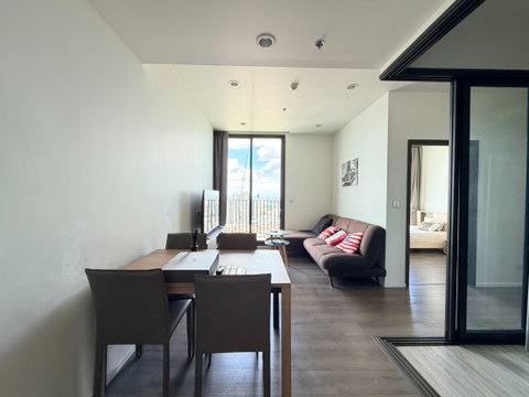 Condo for rent in Whizdom Essence Sukhumvit (BTS Punnawithi) (SA-01)