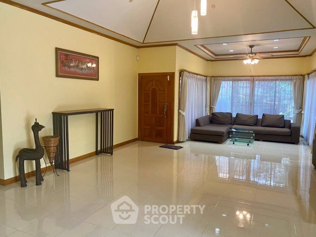 picture 4-BR House close to Map Prachan Lake (ID 2919619) - 14/15