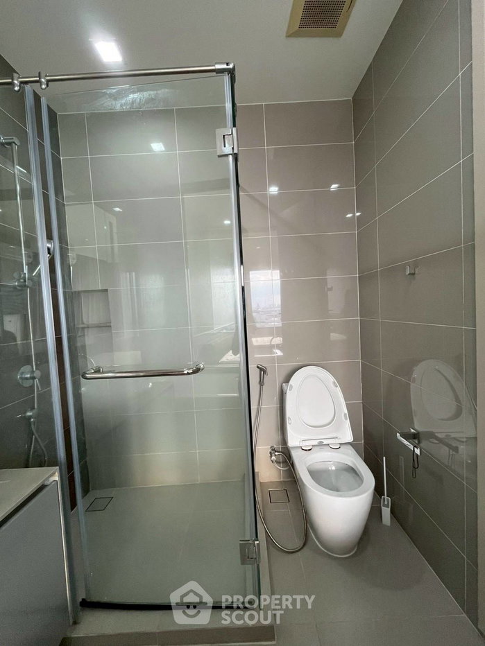 picture 2-BR Condo at M Phayathai near BTS Victory Monument (ID 2911476) - 10/15