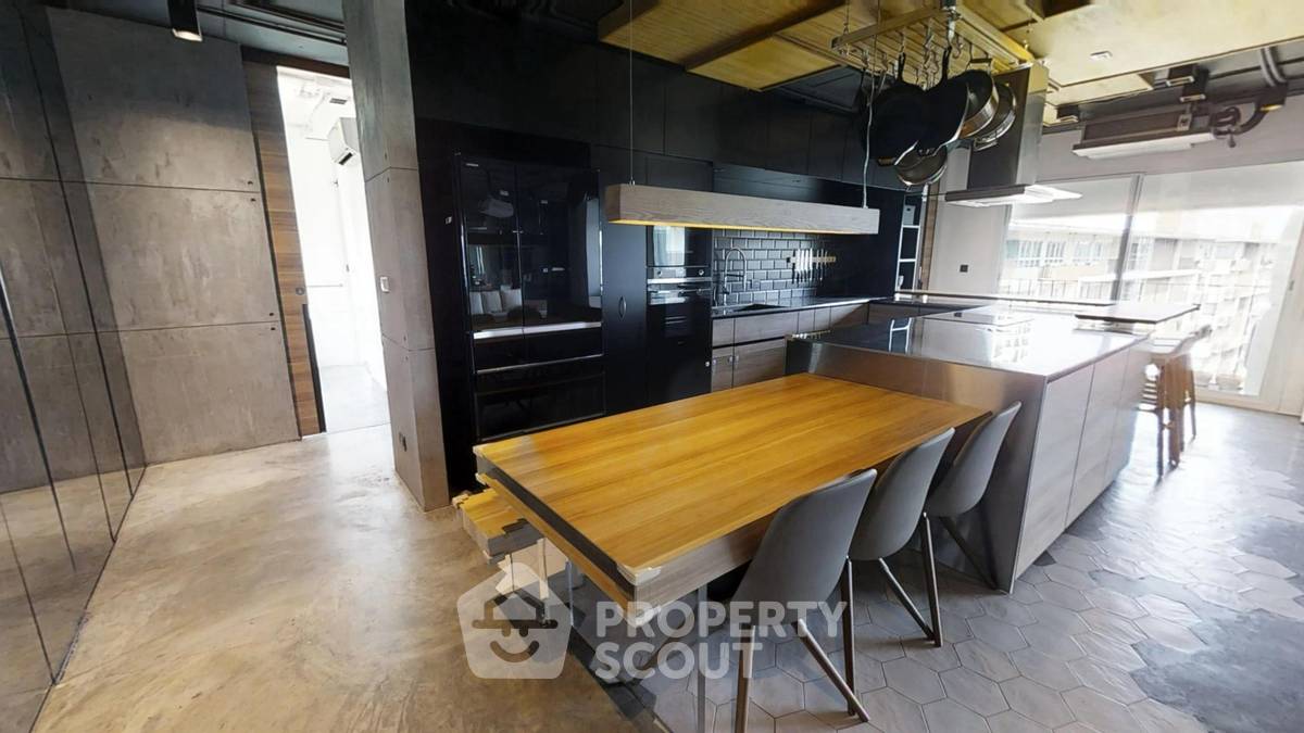picture 3-BR Condo at The Clover Thonglor Residence near BTS Thong Lor (ID 2942083) - 3/13