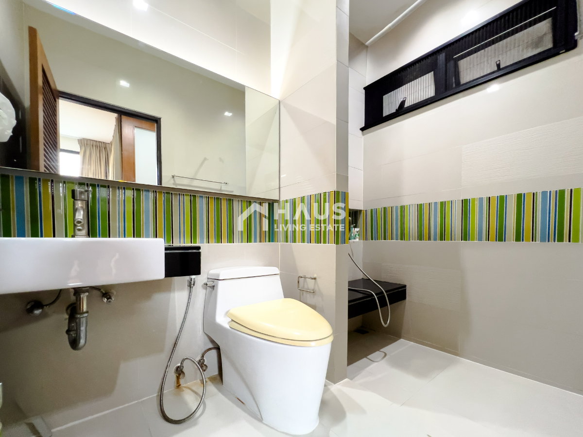 picture Beverly Hills Chaengwattana / 5 Bedrooms #HCWT055 - 12/54