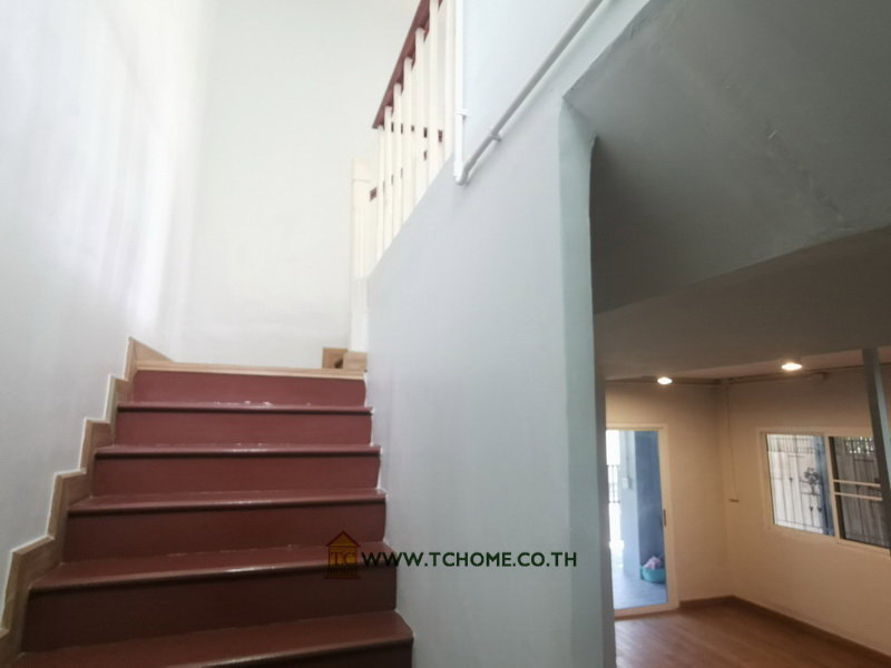 รูป ขายทาวน์เฮ้าส์ 2 ชั้น 30 ตรว. พฤกษา 15 บางพลี-ตำหรุ บ้านสวยสภาพดีมีต่อเติม พร้อมปั๊ม+แท็งก์น้ำ มุ้งลวดเหล็กดัด ใกล้นิคมฯ บางปู ไปแพรกษา-สุขุมวิทได้ - รูปที่ 27/40