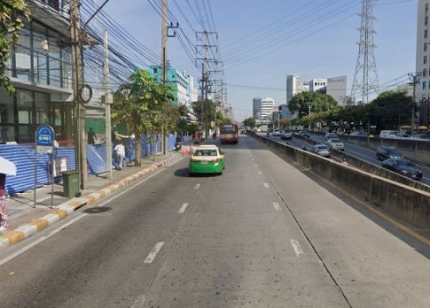 รูป ขายบ้าน 3 ชั้น อินทามระ ใกล้ MRT สุทธิสาร - รูปที่ 2/4