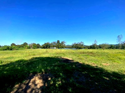 Land for sale Wiang Chai Chiang Rai : Stunning Lakefront Hillside Land for Sale in Wiang Chai, Chiang Rai