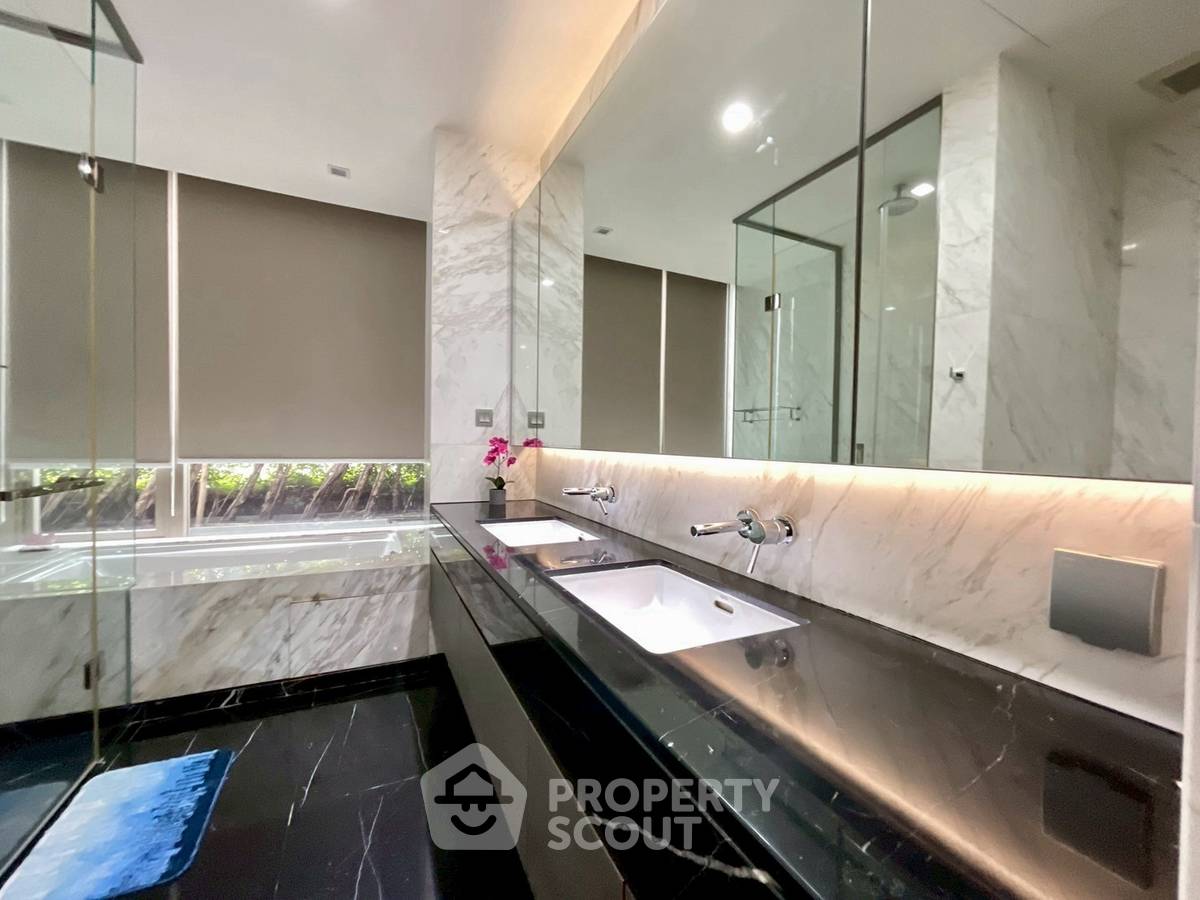 picture 2-BR Condo at Saladaeng One near MRT Si Lom (ID 2926645) - 16/18