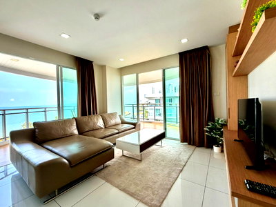 Condos for sale : Whale marina condo najomtien sea view for sale 2 bds. 93 sq m.