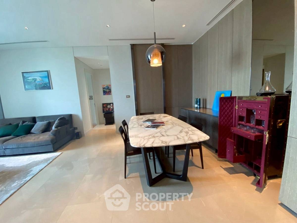 picture 3-BR Condo at Sindhorn Residence near BTS Ratchadamri (ID 2881649) - 3/12