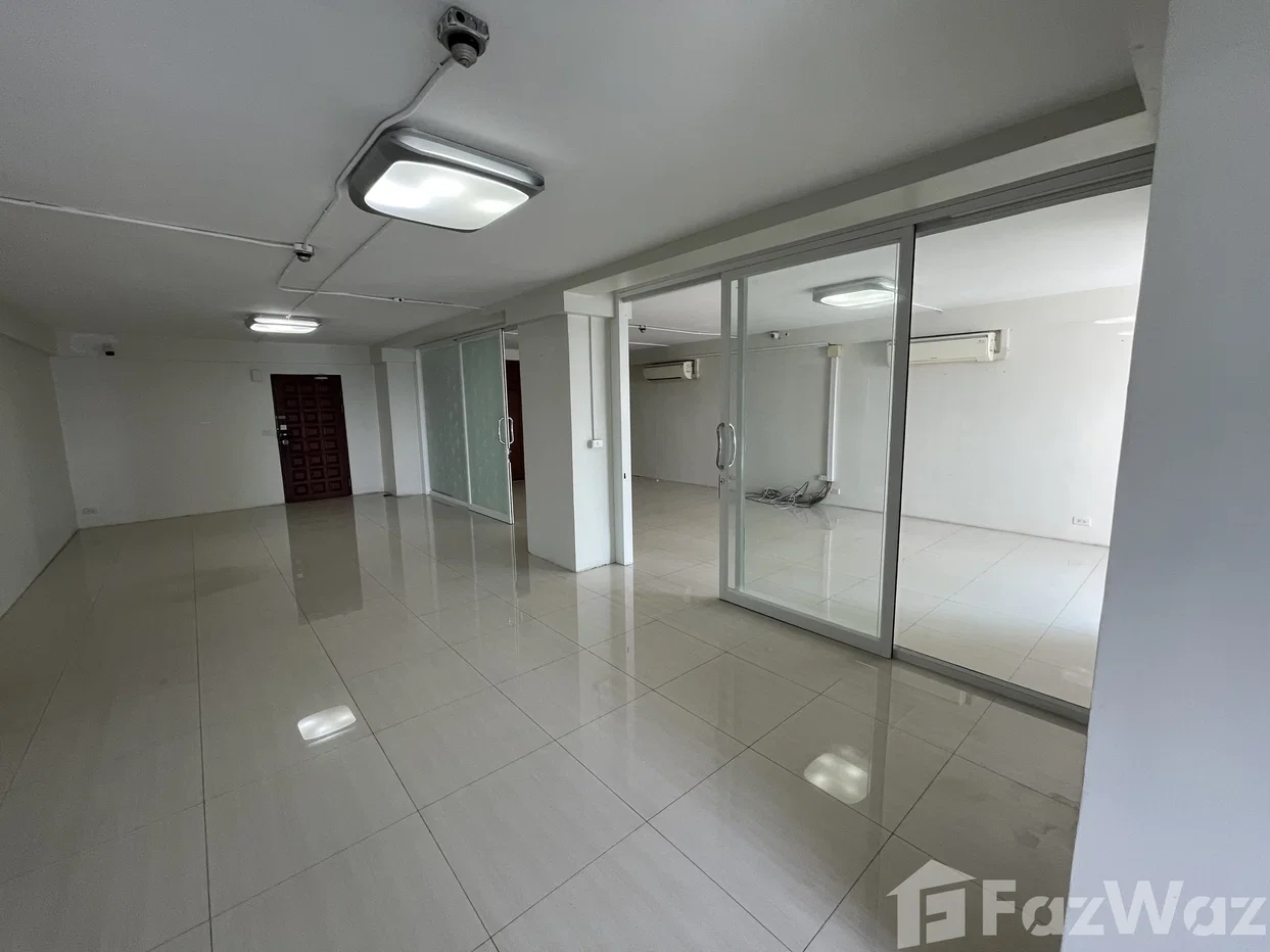 picture 3 Bedroom Condo for rent at ITF Silom Palace 5668120 - 7/13