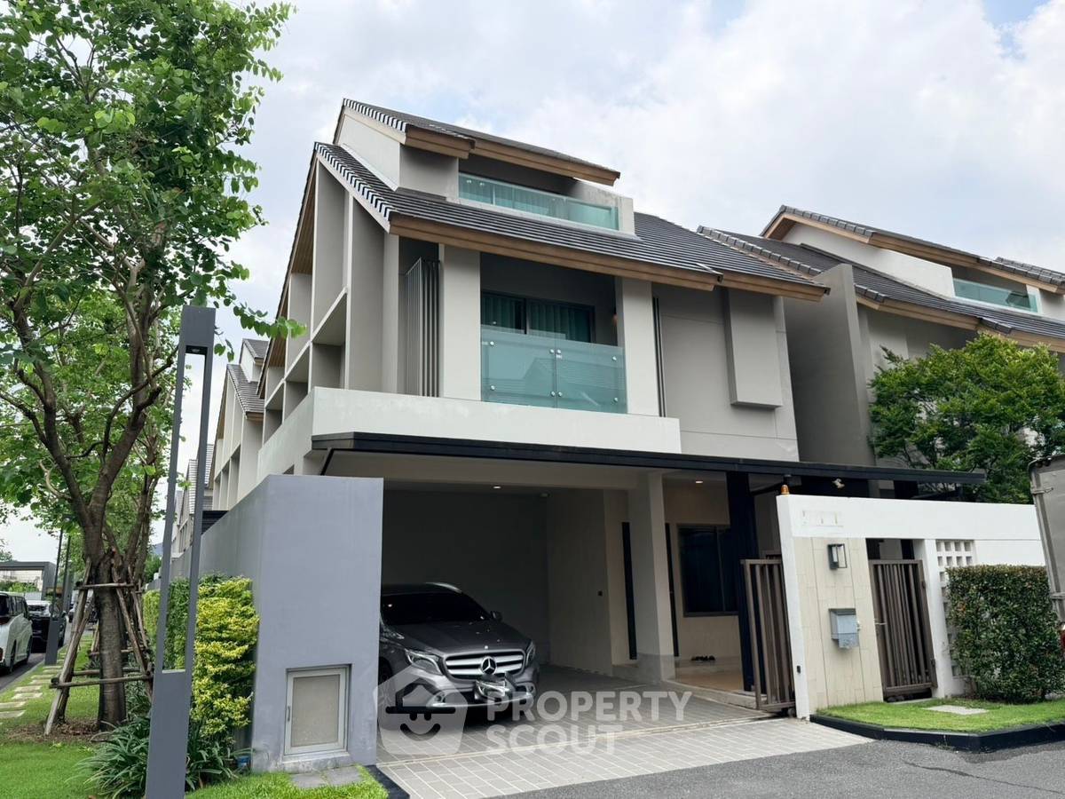 picture 3-BR House at Private Nirvana Through Ekamai – Raminthra in Khlong Chan (ID 2940145) - 1/12