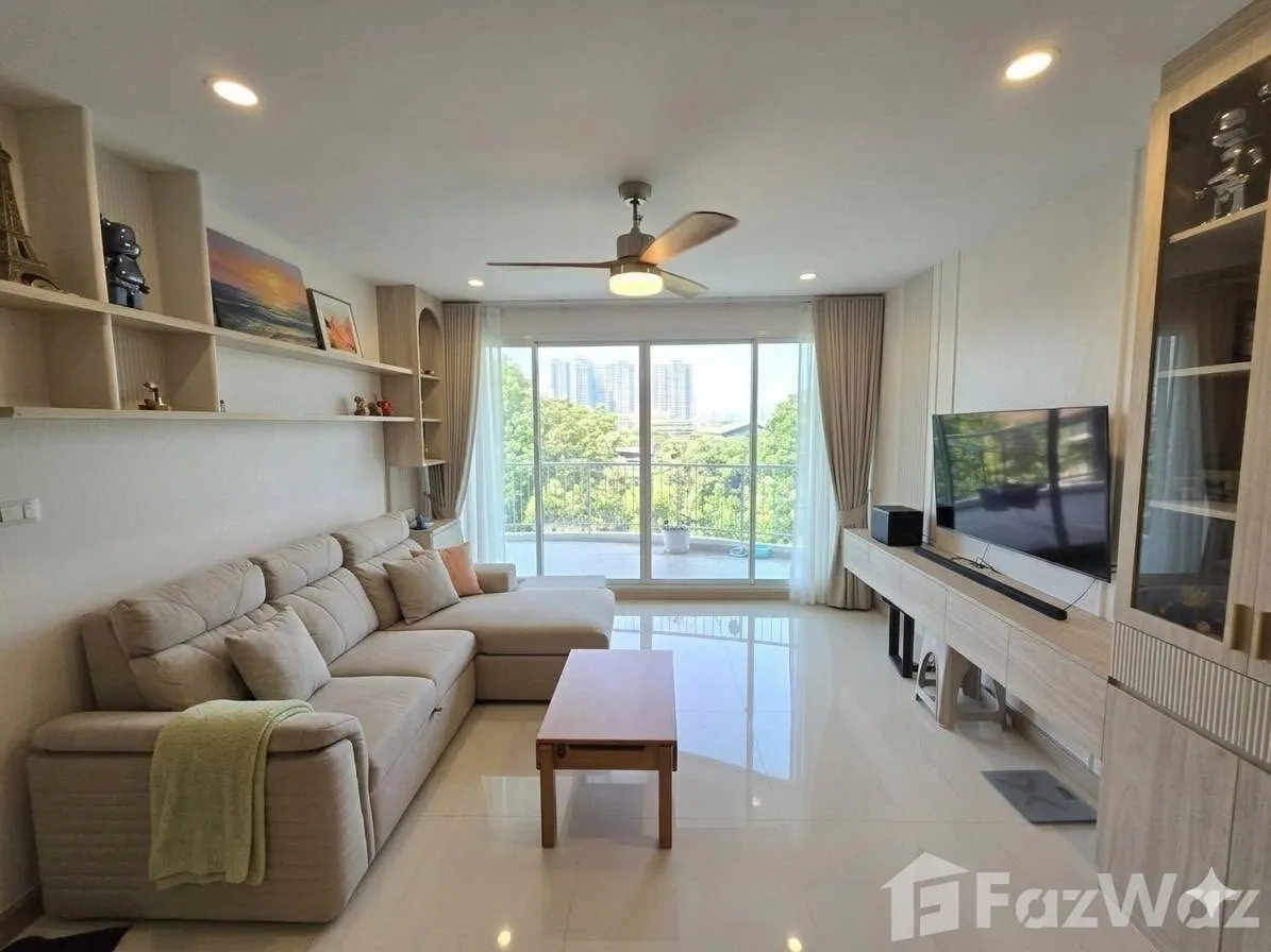 picture Beautifully decorated and ready to move in 6404098 - 3/7
