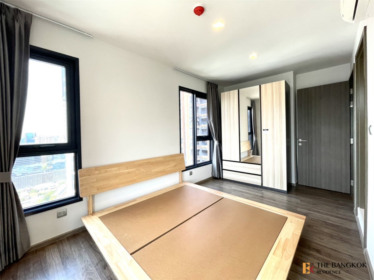 picture Life Ladprao Valley Move-in Ready, Just Bring Your Stuff near BTS Ha Yaek Lat Phrao - 7/10