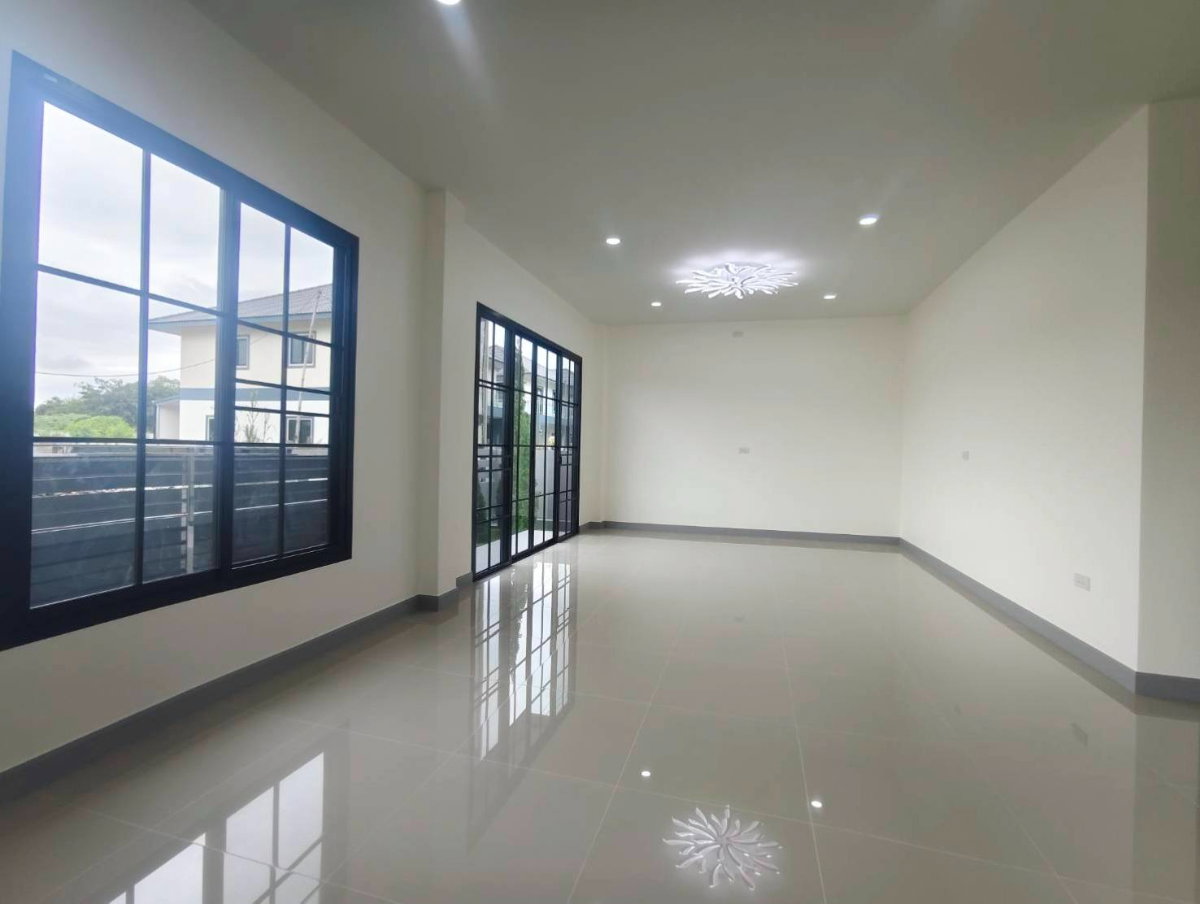 รูป บ้านใหม่แกะกล่องนอกโครงการทำเลย่านเศรษฐกิจ ใกล้เมือง #CSS101900 - รูปที่ 8/17