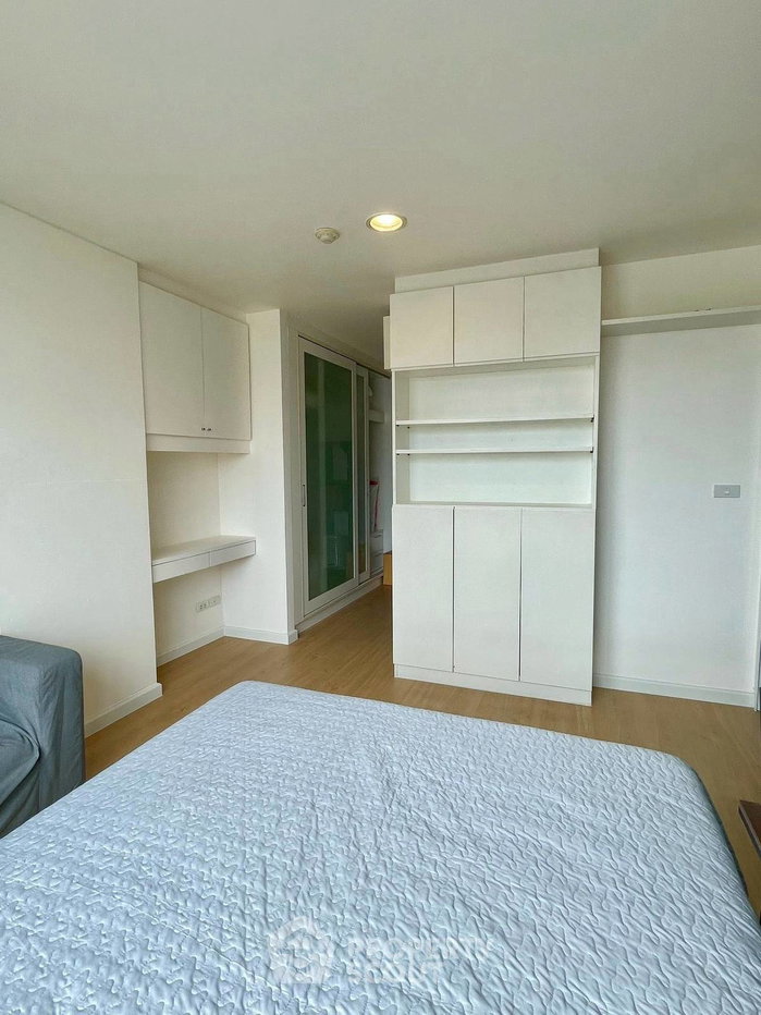 picture 1-BR Condo at D 65 Condominium near BTS Ekkamai (ID 2948933) - 4/9