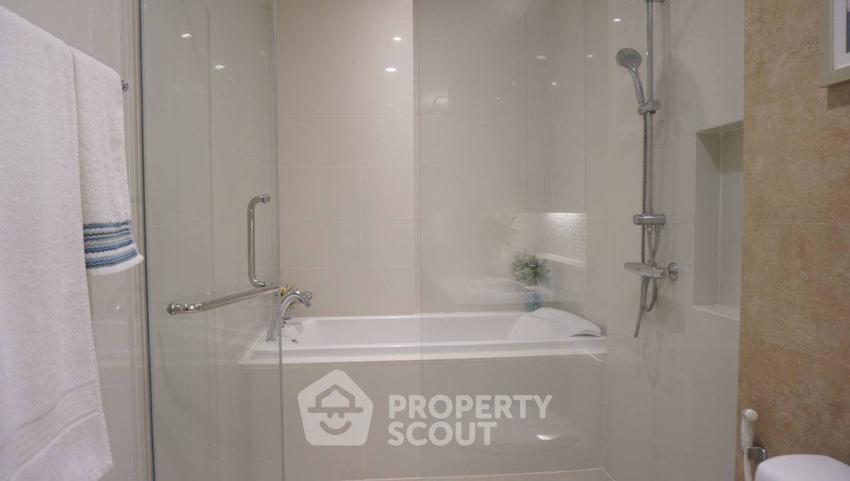 picture 2-BR Condo at Bright Sukhumvit 24 Condominium near BTS Phrom Phong (ID 2735191) - 16/18