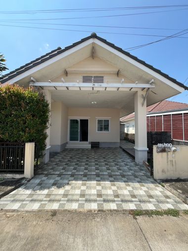 บ้านในโครงการทำเลย่านเศรษฐกิจ พร้อมคลับเฮ้าส์และสระว่ายน้ำในโครงการ พร้อมระบบรักษาความปลอดภัย 24 ชม. #CHD101820