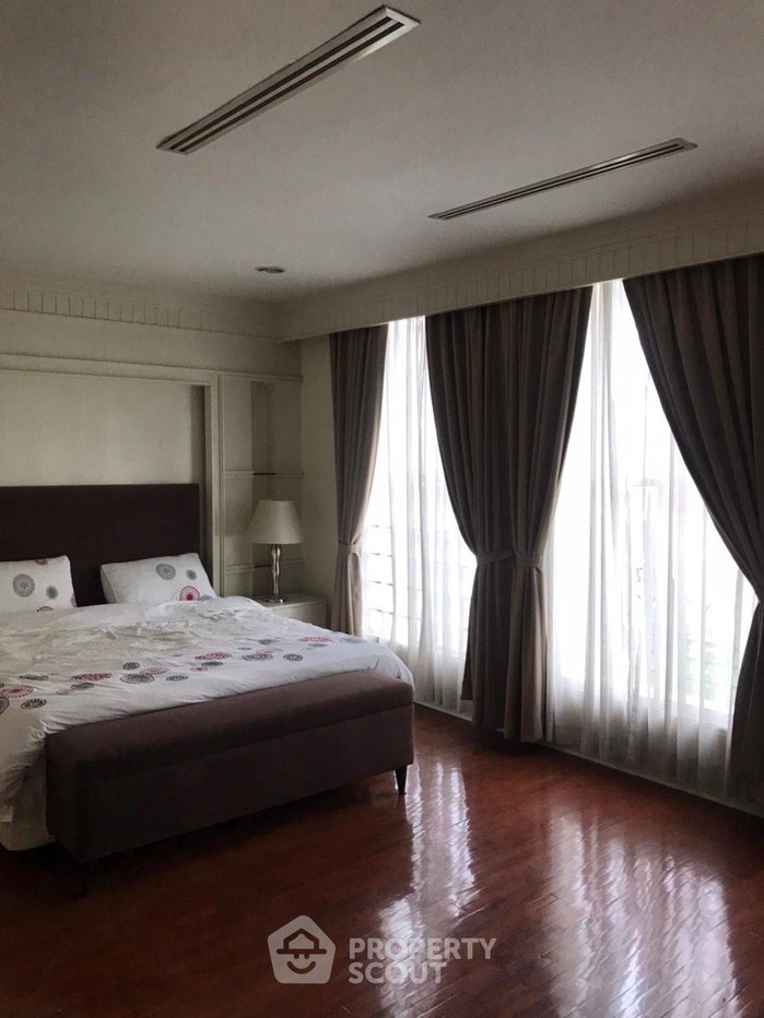 รูป ทาวน์เฮ้าส์ 4-ห้องนอน ที่ บ้านกลางกรุงทองหล่อ (บริทิช ทาวน์ ทองหล่อ) ใกล้ BTS ทองหล่อ (ID 1286028) - รูปที่ 11/16