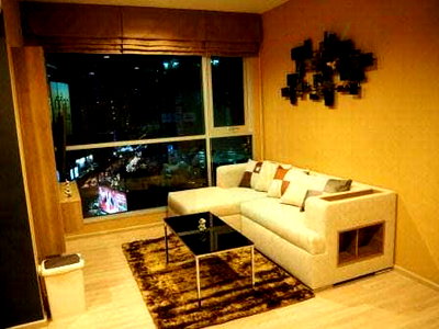 Condos for rent : 🔺 For rent condo RHYTHM SATHORN Building 1, Floor 19,1 bed room, Room size 55 sqm