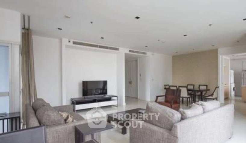 picture 3-BR Condo at Athenee Residence near BTS Phloen Chit (ID 2926345) - 1/6
