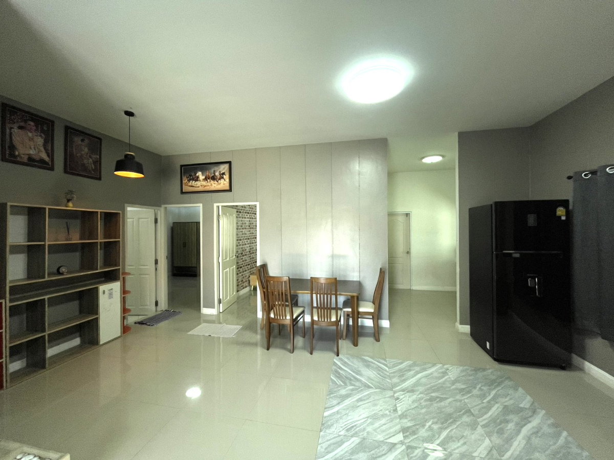 รูป บ้านในโครงการทำเลย่านเศรษฐกิจ พร้อมคลับเฮ้าส์และสระว่ายน้ำในโครงการ พร้อมระบบรักษาความปลอดภัย 24 ชม. #CHD101820 - รูปที่ 5/27