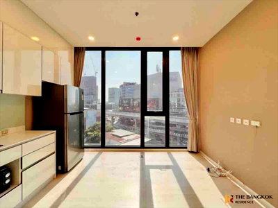 ขายคอนโด : ✨ ขายคอนโด MAZARINE Ratchayothin ห้องสวย Modern ติด BTS รัชโยธิน 5.15 ล้าน!