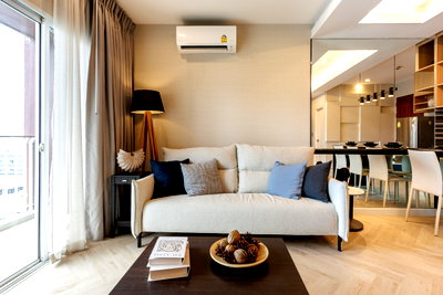 Condos for rent : 🌳 Condo for Rent Near BTS Victory Monument & Rang Nam | Santiphap Park View | Newly Renovated Corner Unit