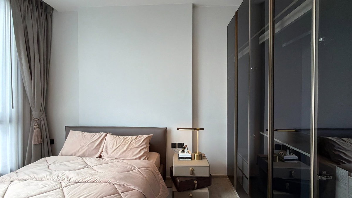 picture For Rent - The Crest Park Residences , Luxury Class 1 bedroom 1 bathroom - 5/9