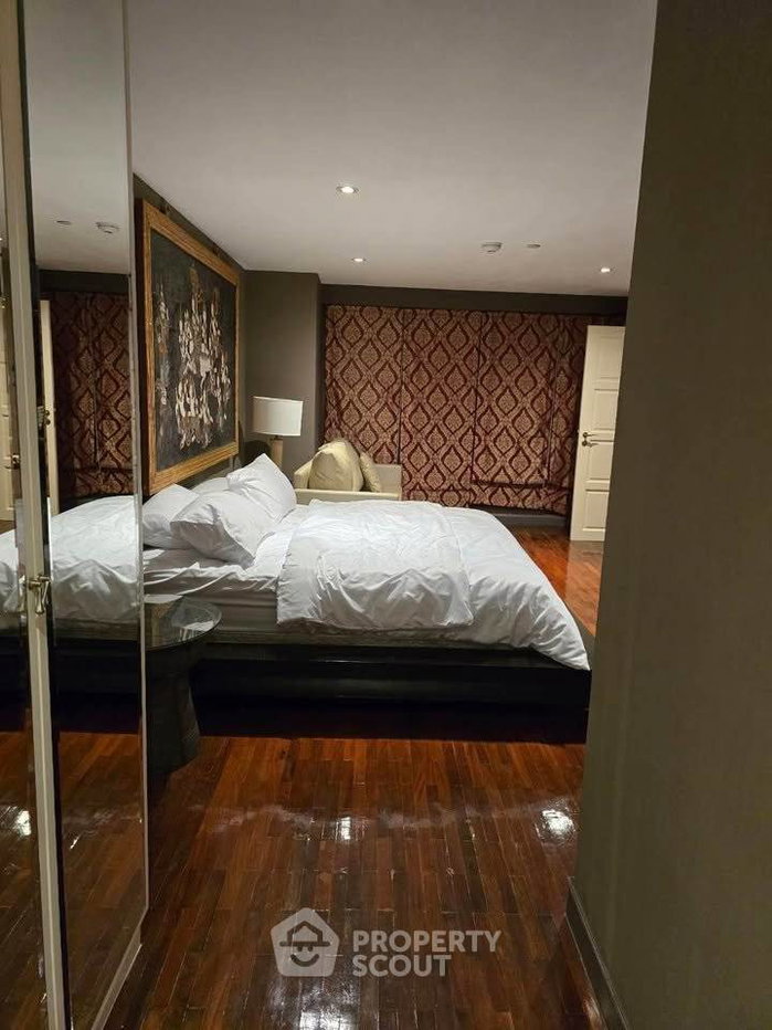 รูป คอนโด 2-ห้องนอน ที่ ณุศา สเตท ทาวเวอร์ คอนโดมิเนียม ใกล้ BTS สะพานตากสิน (ID 2946281) - รูปที่ 3/19